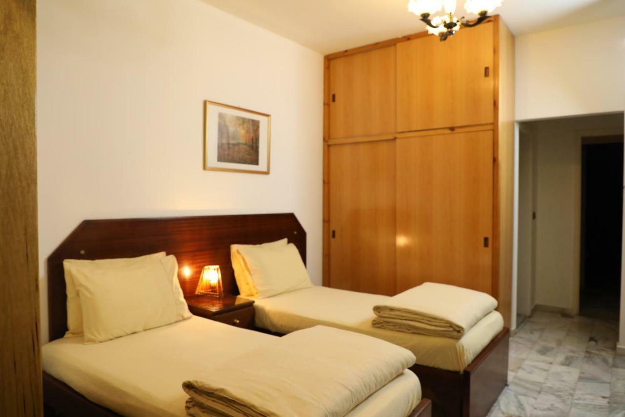 Viccini Suites Beirut Room photo